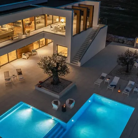 Old Olive Viii - Heated Pool - By Vivi Rent Villa Vodnjan