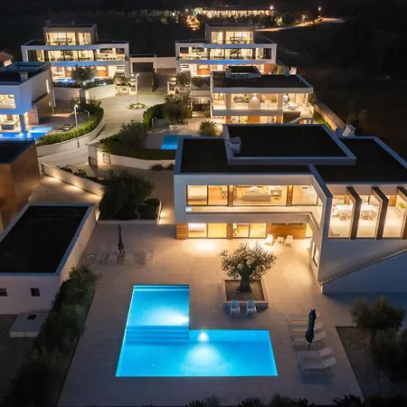 Villa Old Olive Viii - Heated Pool - By Vivi Rent Vodnjan